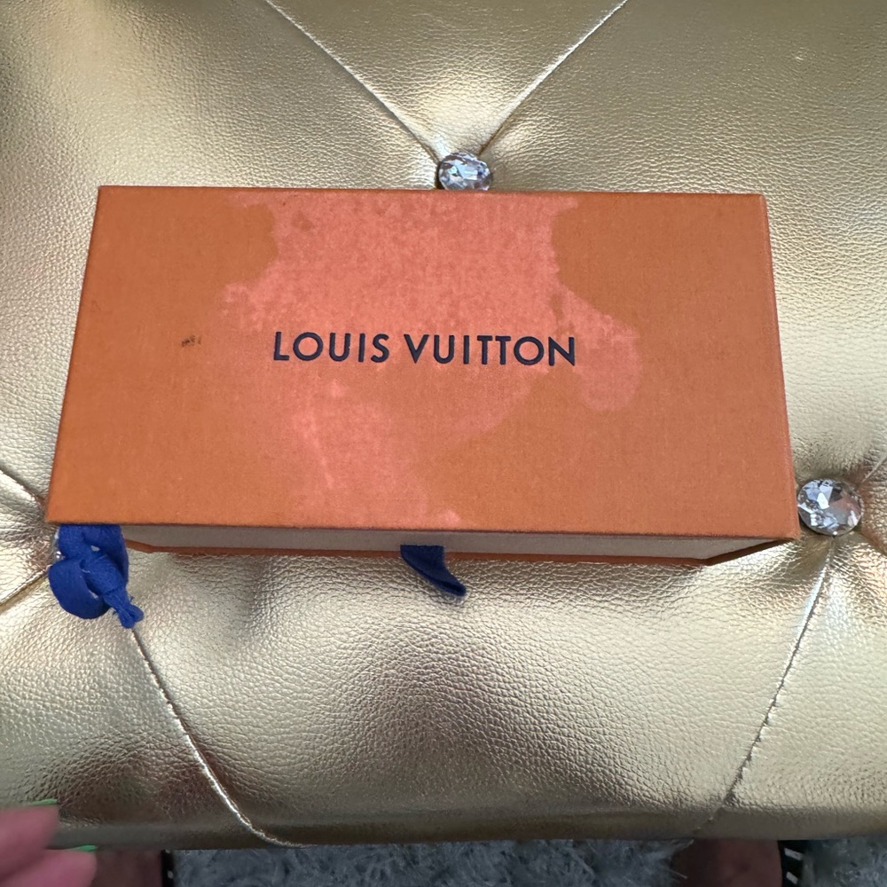 Louis Vuitton Cyclone Sunglasses